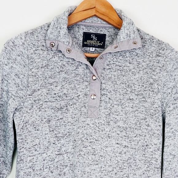 Simply Southern Size S Snap Down Pullover Fleece Top Down Pebble Gray - Picture 2 of 10